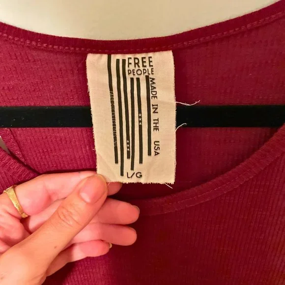 Free People • Red Maroon Flowy Racerback Tank Top Size L - Picture 4 of 5